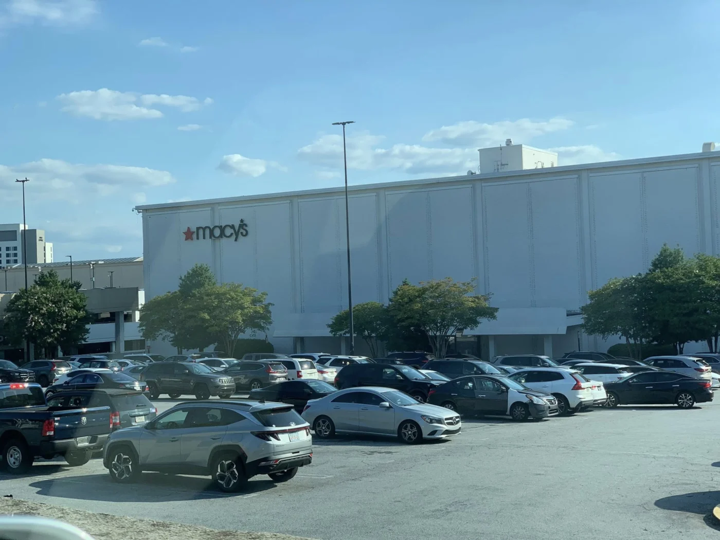 Đi Macy’s và ROSS shopping xem có gì cho các thành viên của Ready2US